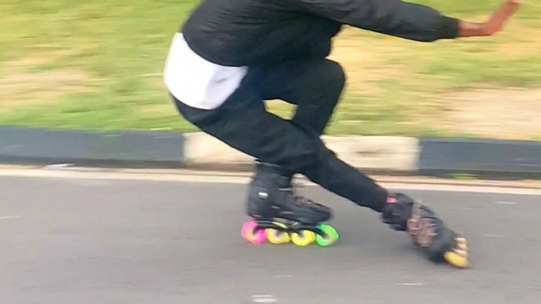 ⁣Acid skating slide
