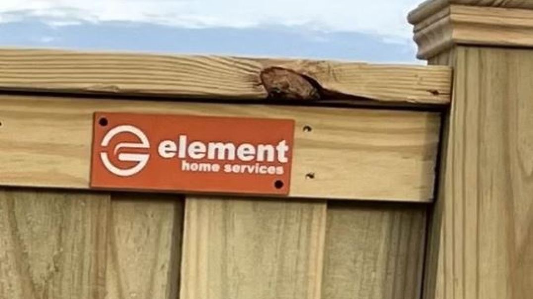 ⁣Element Fence Repair Company in Hampstead, NC