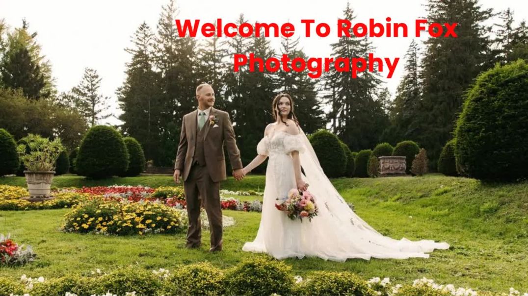 ⁣Robin Fox Photography : #1 Engagement Photographers in Rochester, NY