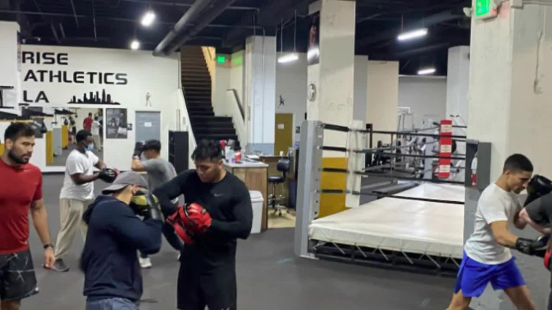 ⁣Rise Athletics - Professional Boxing Classes in Los Angeles, CA