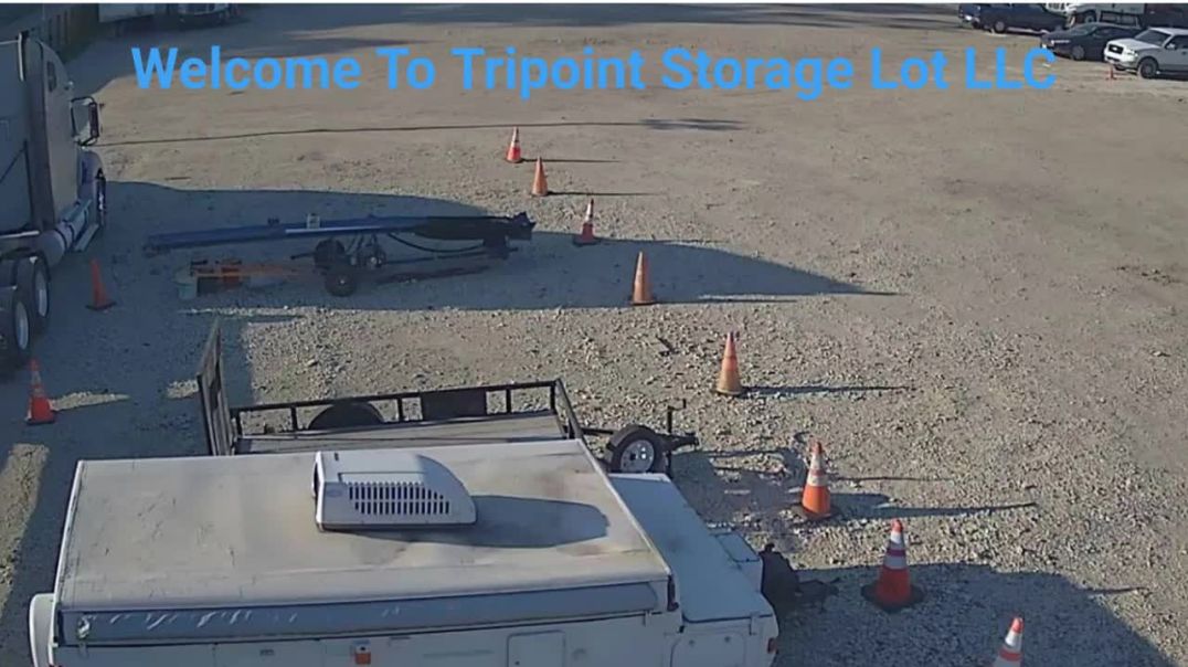 ⁣Tripoint Storage Lot LLC - Reliable Semi-Truck Parking in Humble, TX