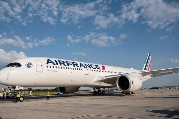 Air France Beirut office +1-888-738-0817